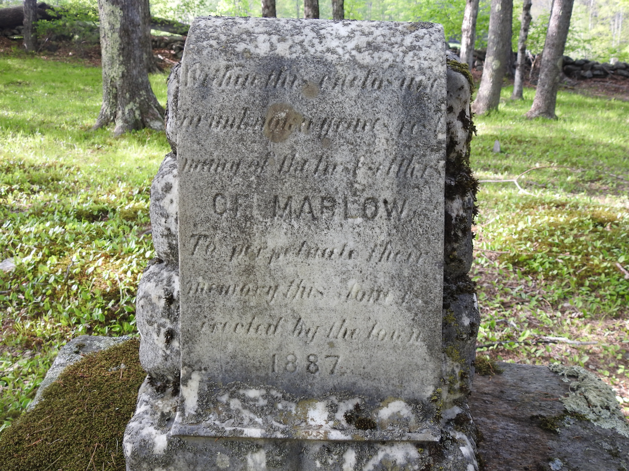 Early Settlers Cemetery Monument